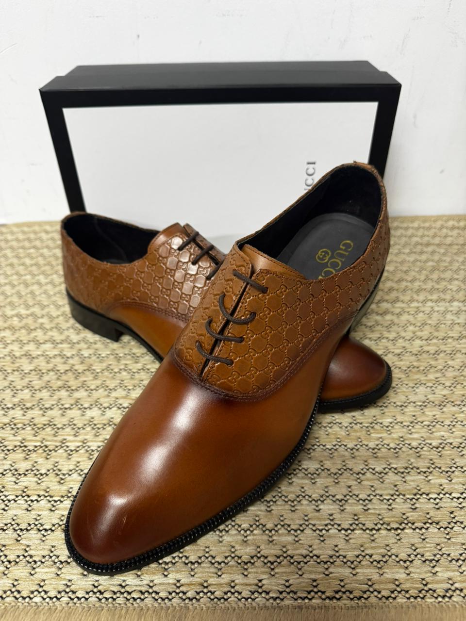 Sapato Derby Gucci Caramelo Frequenciado