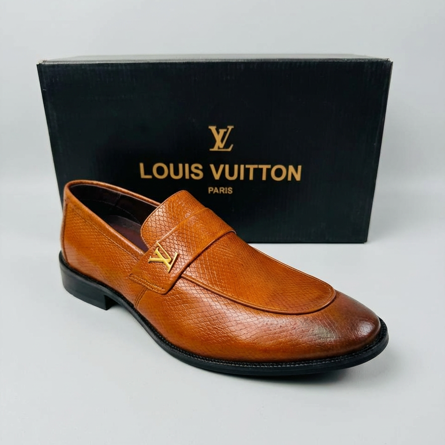 Sapato Louis Vuitton Loafer Castanho Couro Exótico