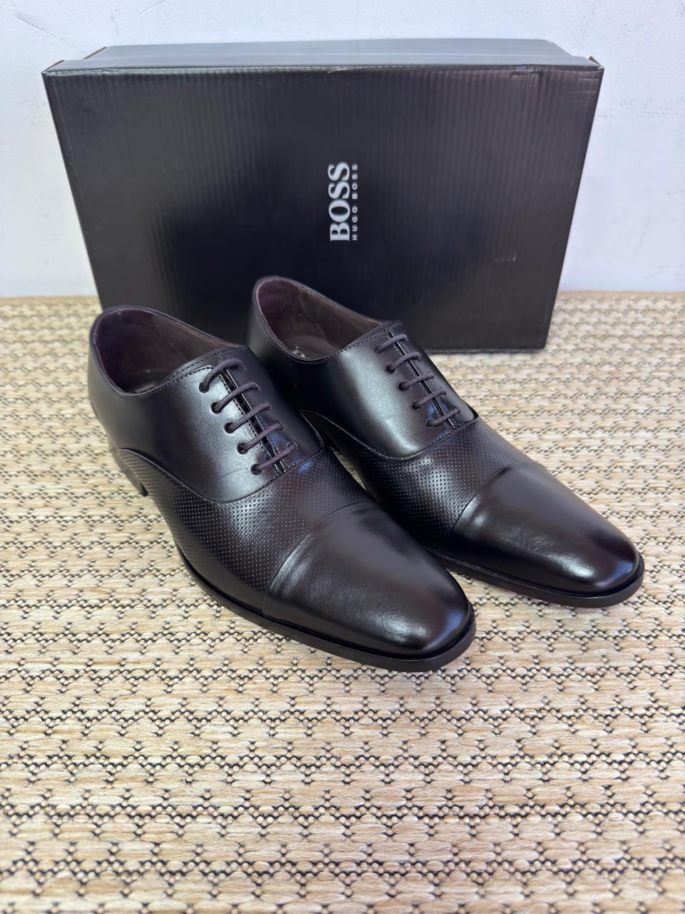 Sapato Derby Boss Preto em Couro