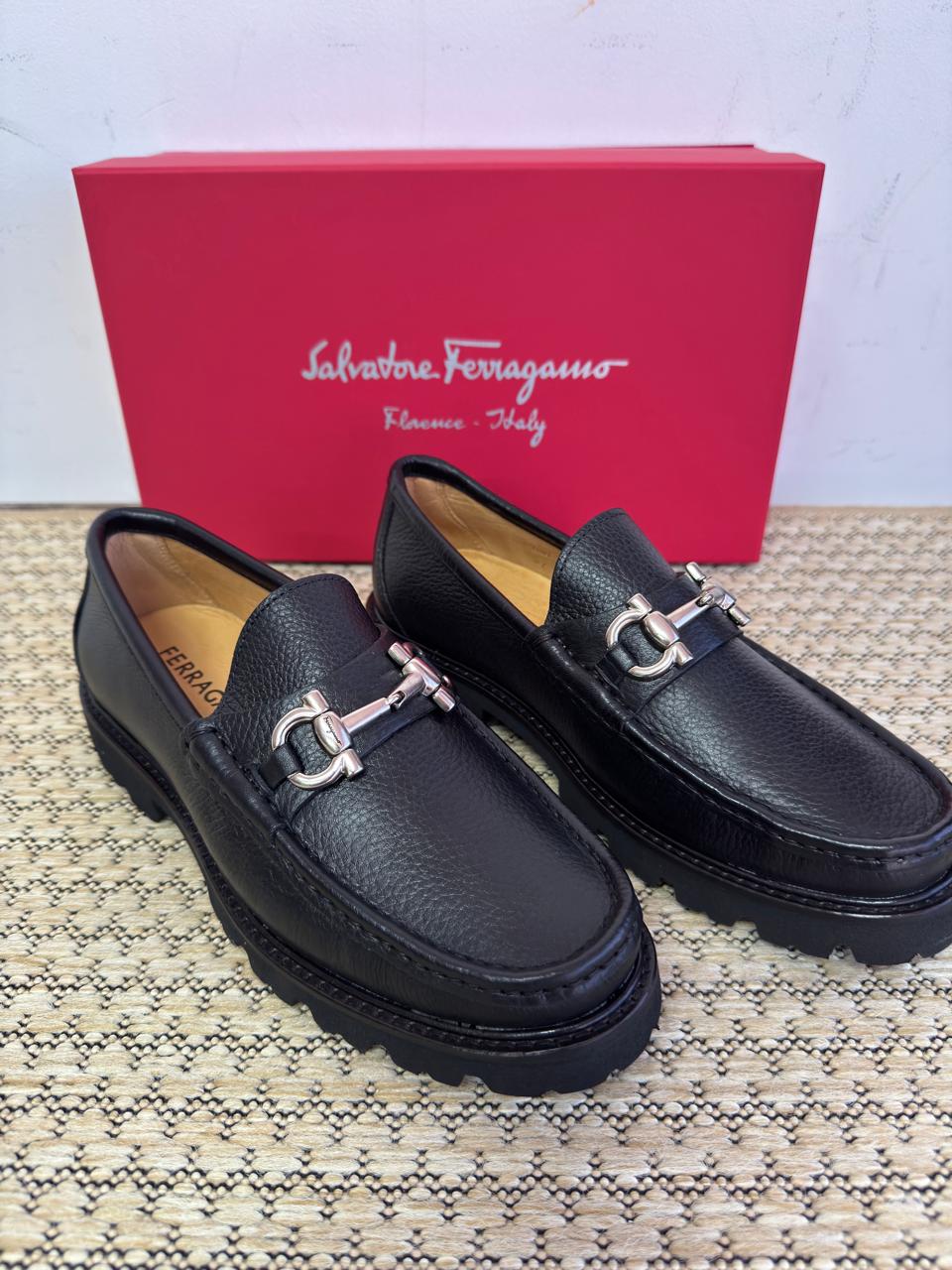 Loafer Ultra Leve SF Italy Preto Metal Prata