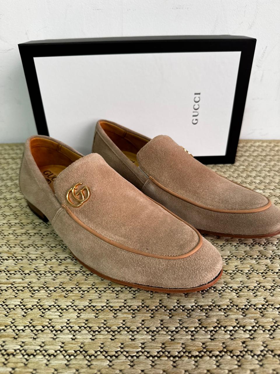 Sapato Loafer Social Gucci Italy 'GG" mini Camurça Palha