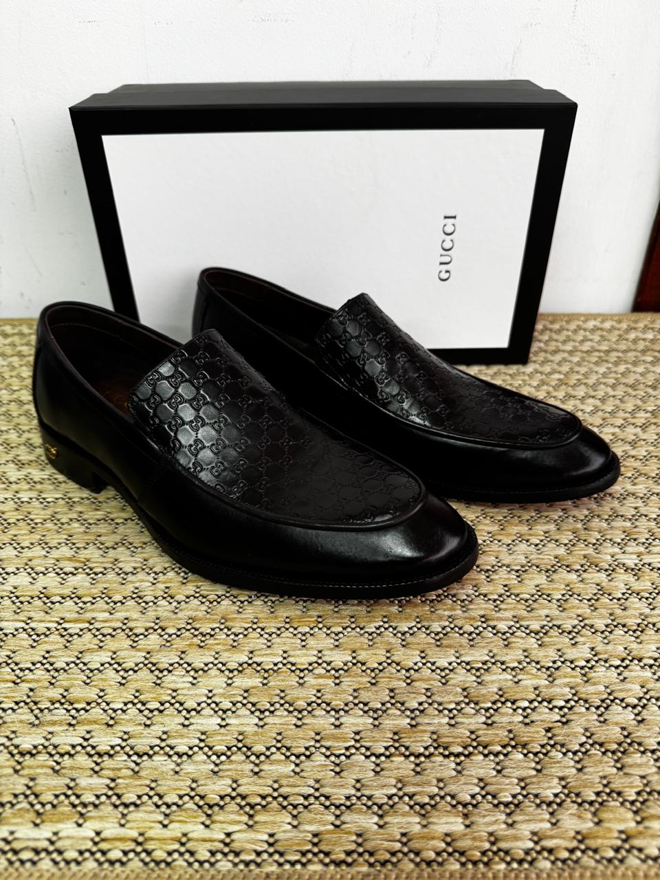 Sapato Loafer Social Alvejado Gucci Italy