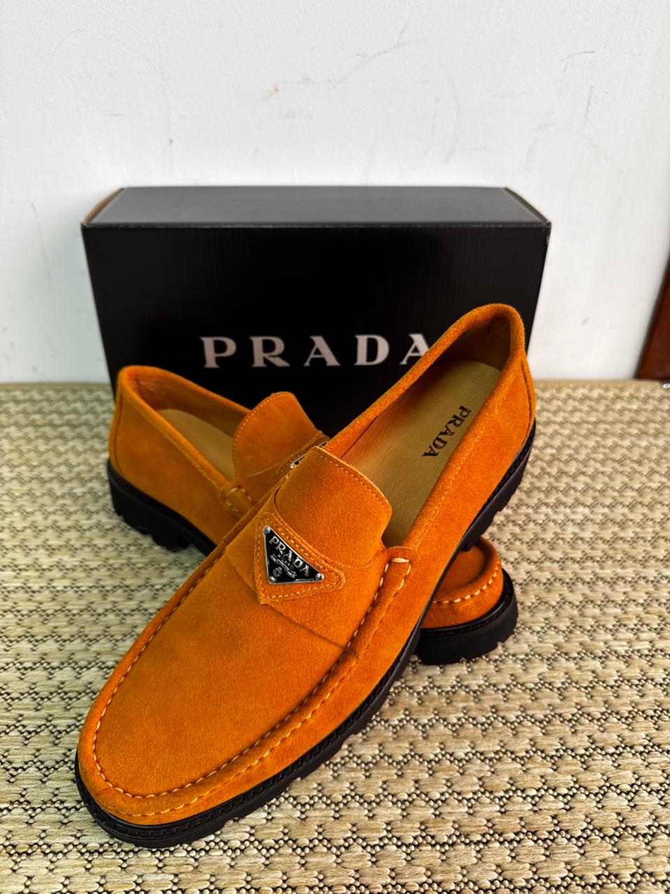 Sapato Loafer Ultra Leve Prada Ferrugem